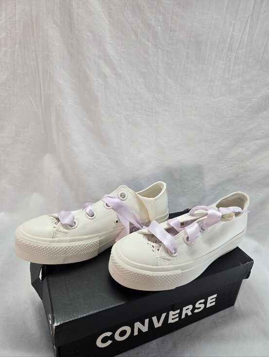 Converse Shoes - Converse Chuck Taylor Lift Platform Egret Low Shoe Women's 7.5 Sneakers New